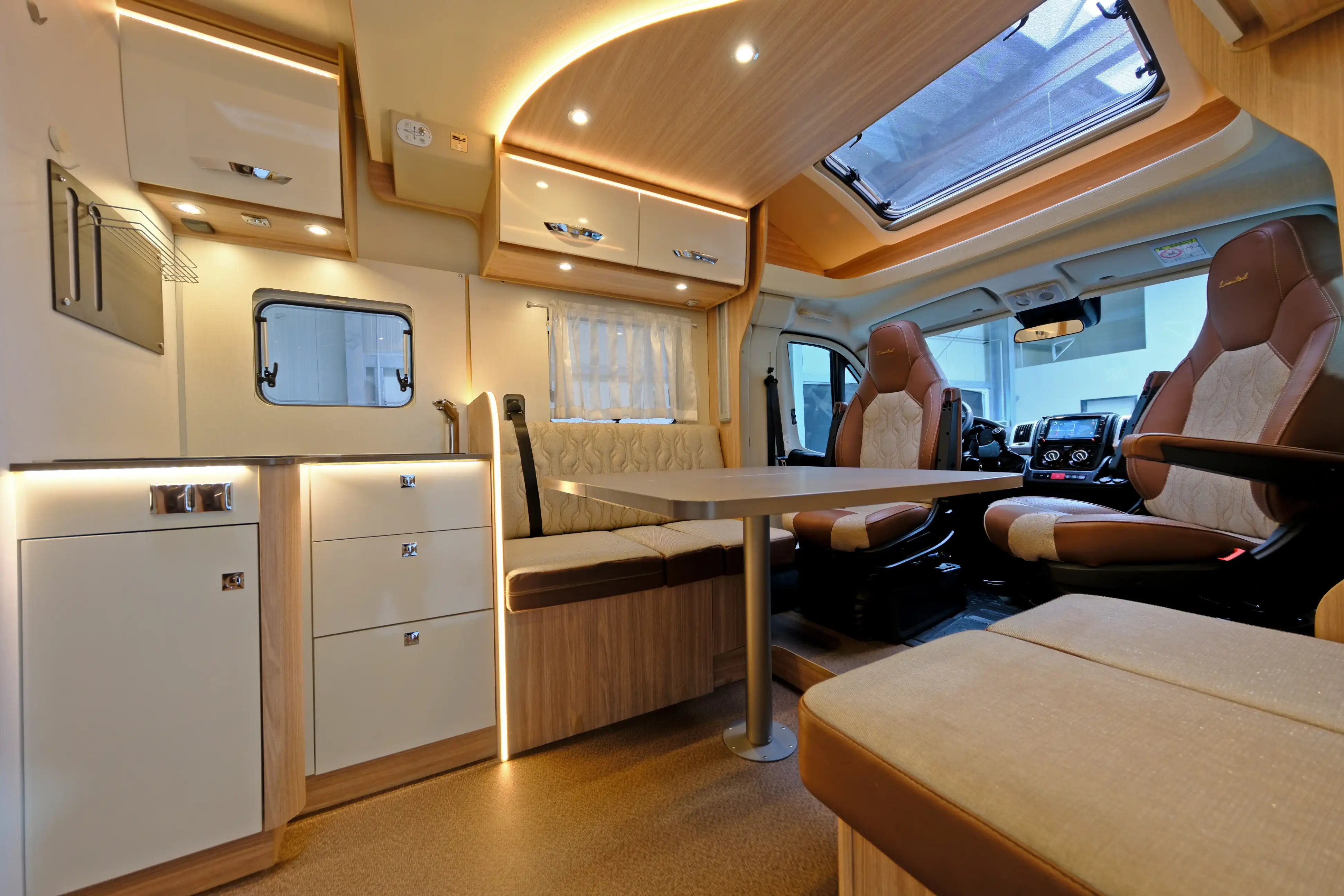 BUERSTNER Lyseo T 727 Limited
